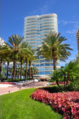 The Palace at Bal Harbour / Bal Harbour - The Palace Condo and Condominium, oceanview luxury Bal Harbour condominium homes.