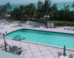 The Plaza of Bal Harbour Condo pool