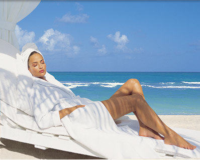 Miami Beach luxury oceanfront condos and condominium - The Bath Club Miami Beach.