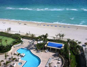 The Pinnacle Condos - Oceanfront and beachfront condominium in Sunny Isles Beach, Miami Beach